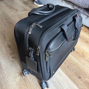 Briggs & Riley Black Rolling Carry-On Bag